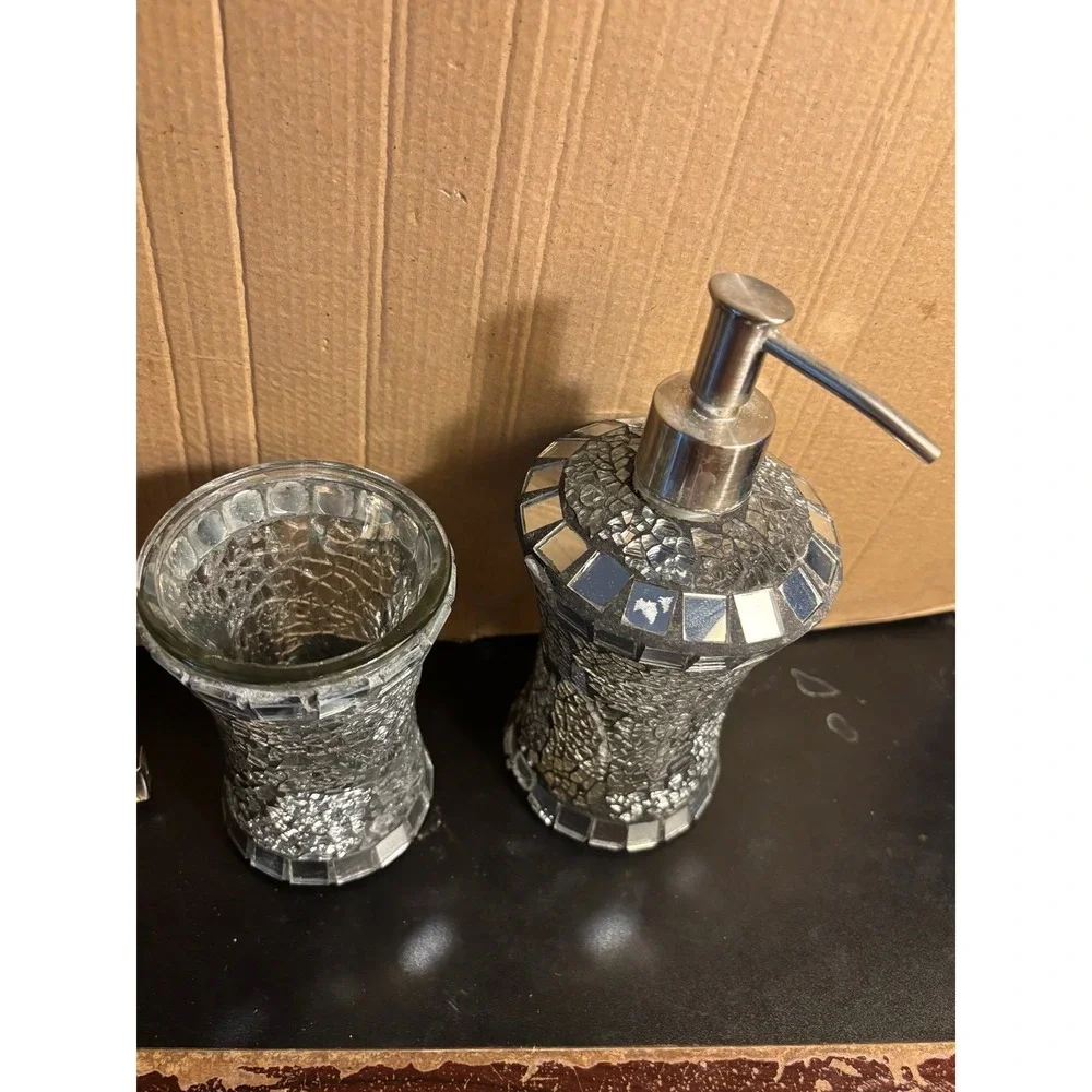 N/A mosaic pump